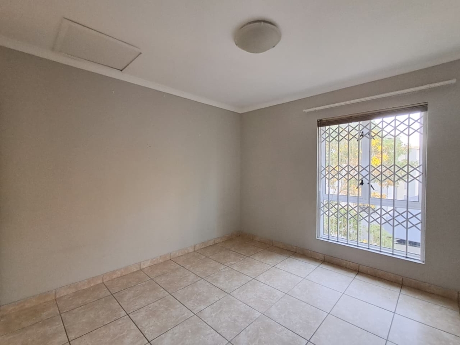 To Let 2 Bedroom Property for Rent in Burgundy Estate Western Cape